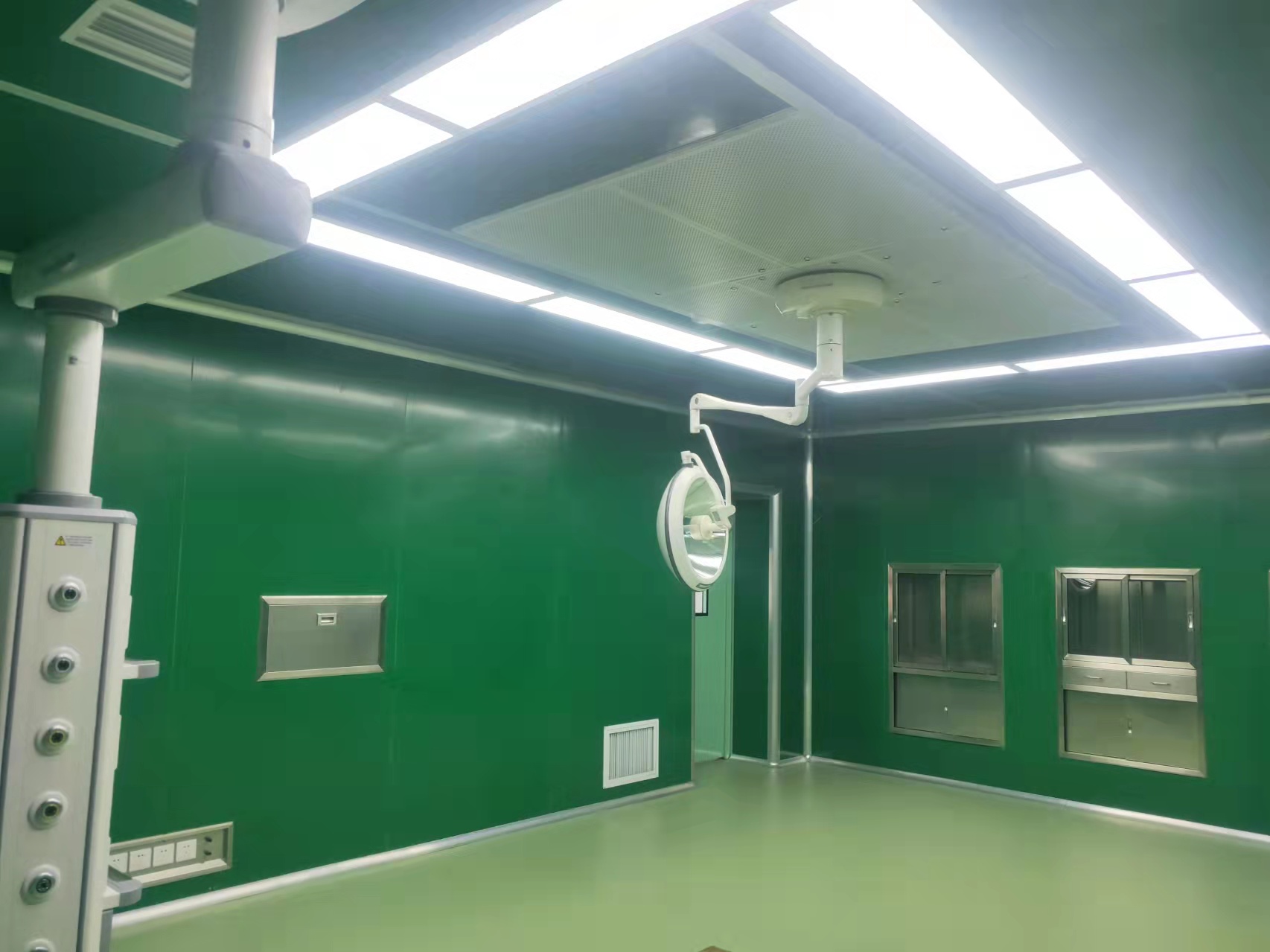 呼和浩特市朝聚眼科手术室建设
